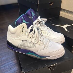 Jordan Air Retro 5 - grapes